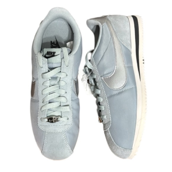 Nike Cortez Sneakers Shoes NWT Sustainable Textile Gray Pumice swoosh silver 8.5 - Picture 1 of 16